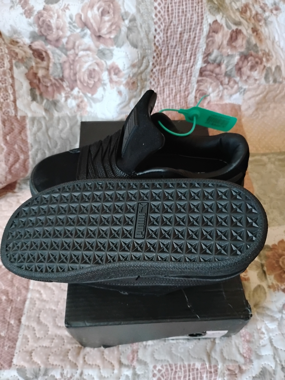 Puma Men's Black Low-Top Sneakers